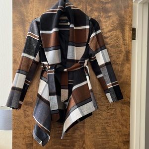 Chicwish XS women’s wool shawl jacket with belt, plaid